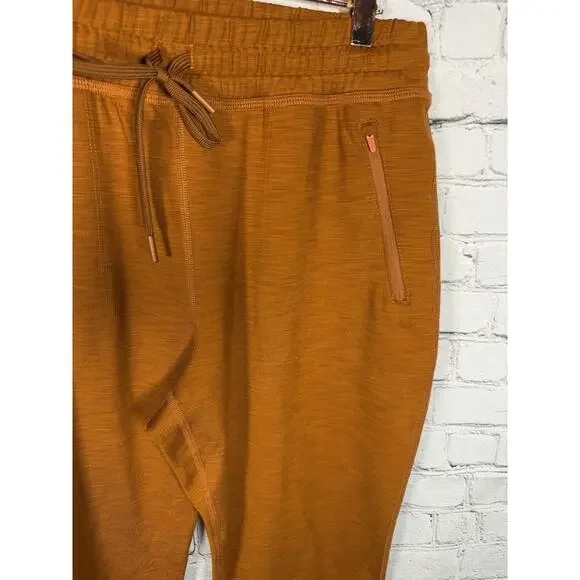 Beyond Yoga Women’s Small Jogger Rust Drawstring - Picture 3 of 7